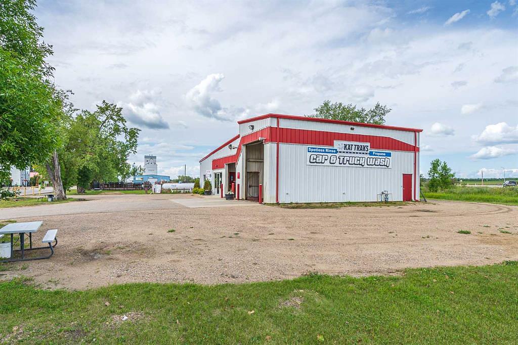 20 Railway Avenue South, Marwayne, AB