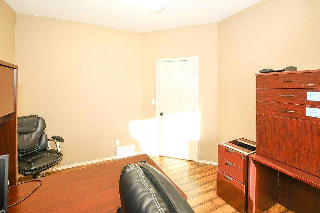 49A Avenue, Bentley, AB
