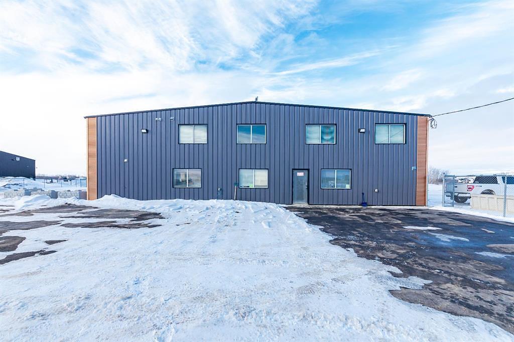 3 Production Avenue, Blackfoot, AB