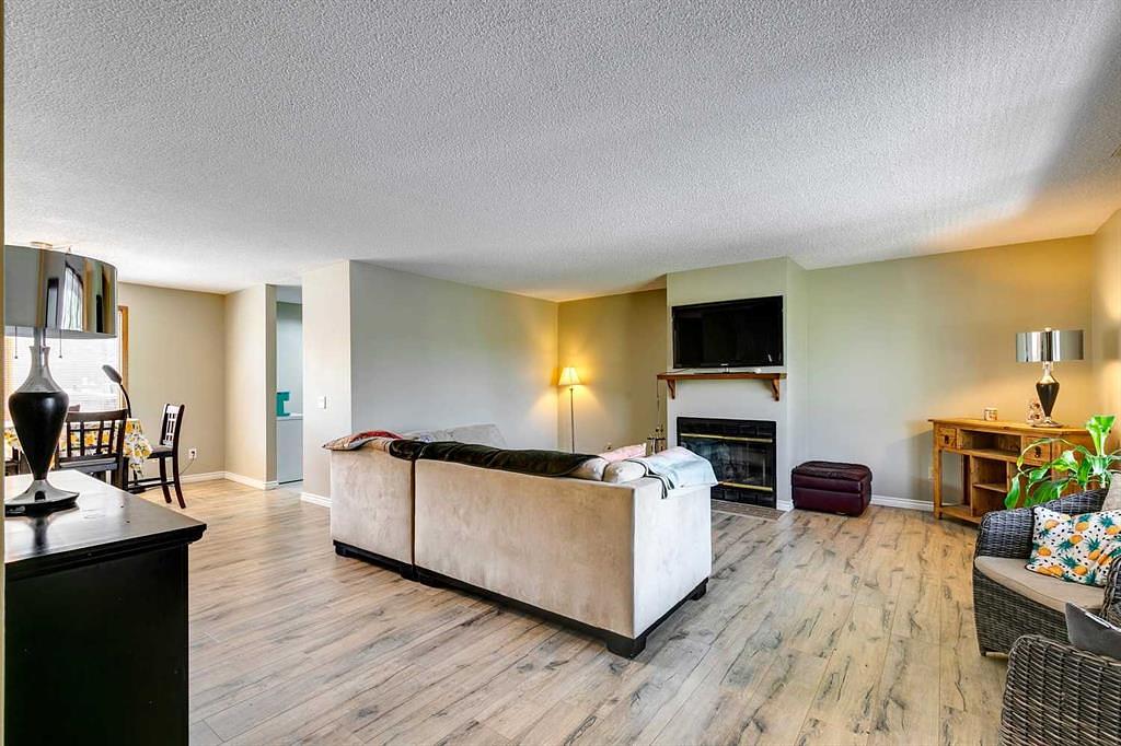186007 Priddis Valley Road West, Priddis, AB