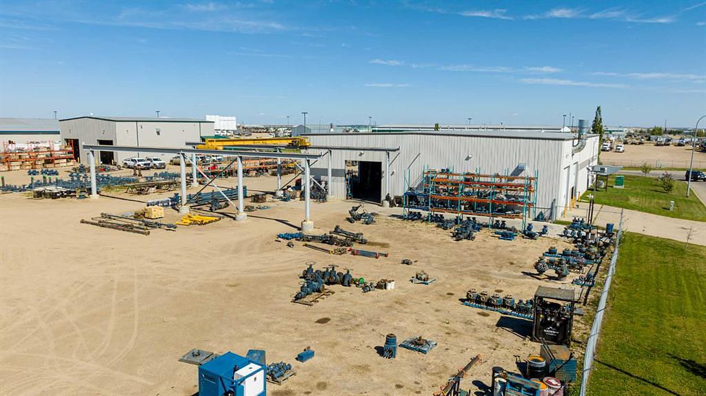 8002 105 Street, Clairmont, AB