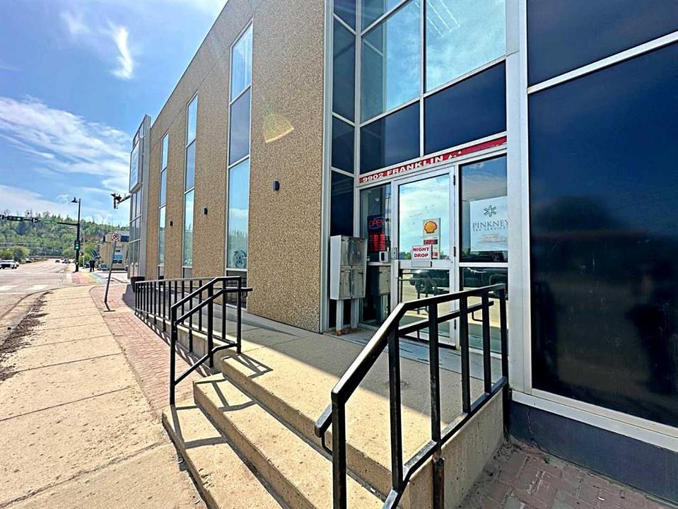 202 - 9902 Franklin Avenue, Fort McMurray, AB