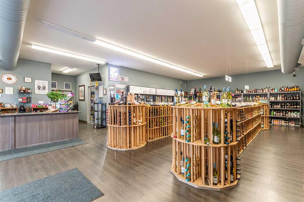 5922 50 Avenue, Stettler, AB