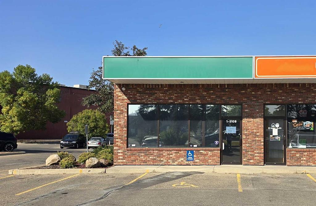 1 - 5108 52 Street, Red Deer, AB