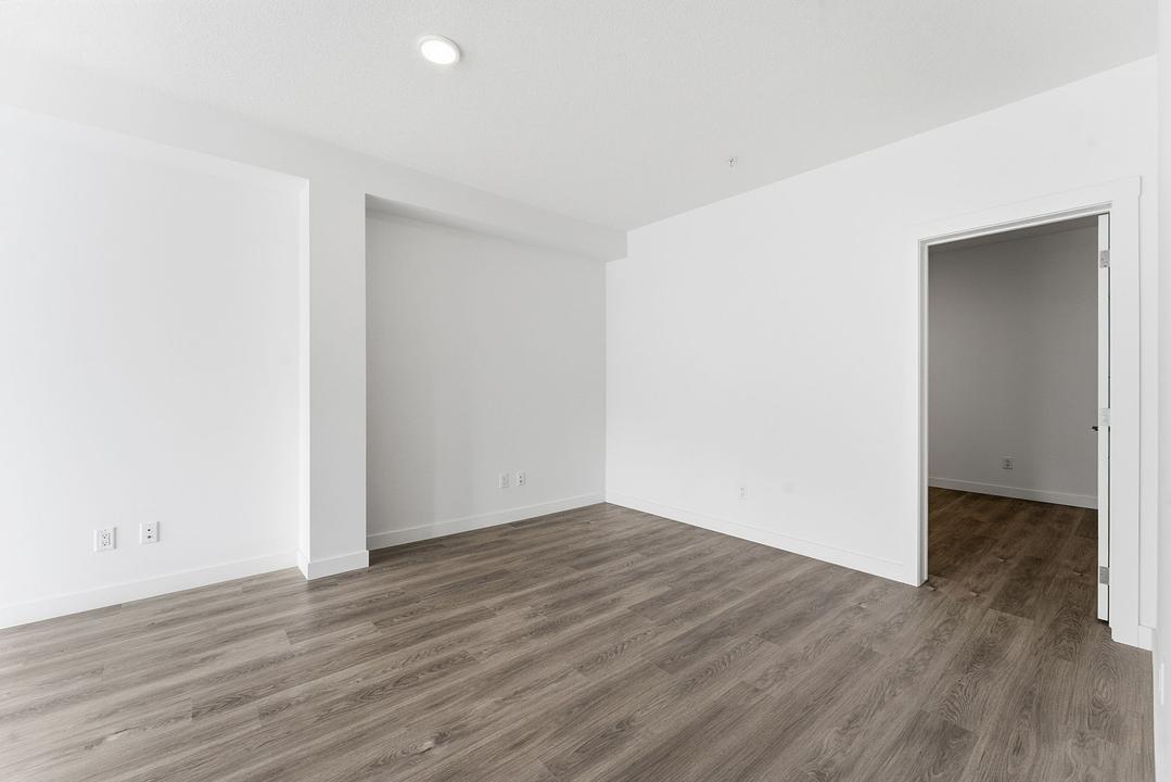 109 - 3360 16 Street Southwest, Calgary, AB