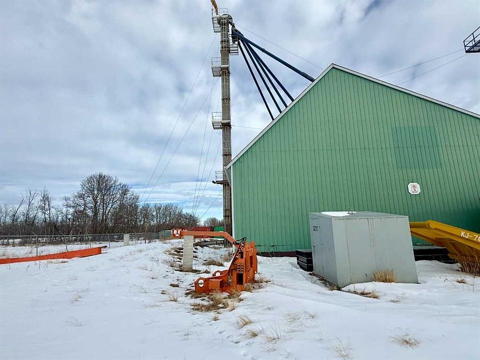 255048 Township Road 424, Ponoka County, AB