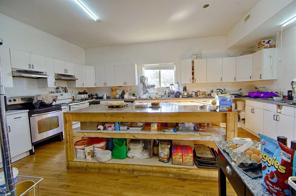 101 3 Street, Hays, AB