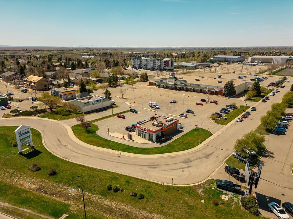 2 - 2920 26 Avenue South, Lethbridge, AB