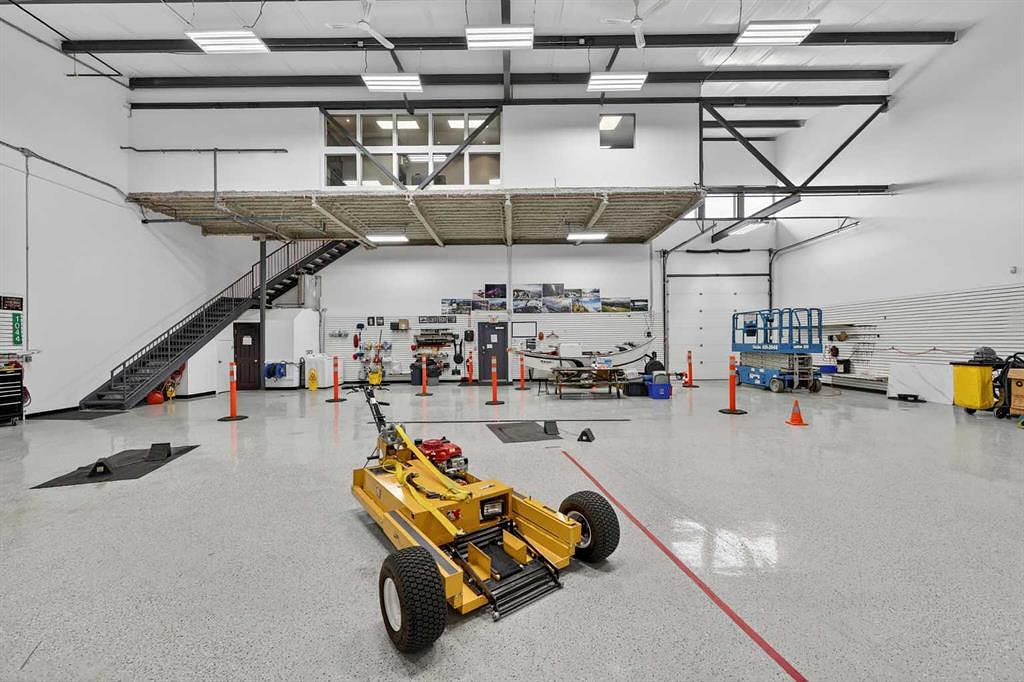 H3 - 624 Hurricane Drive, Calgary, AB