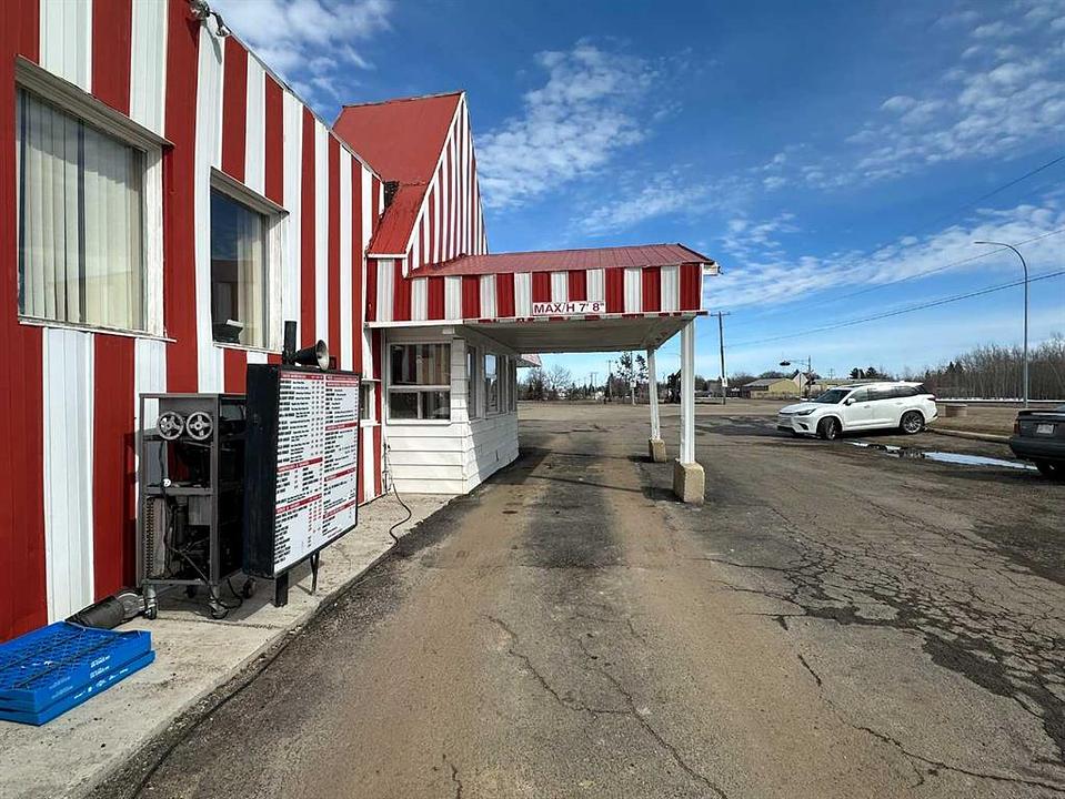 5208 49 Avenue, Redwater, AB