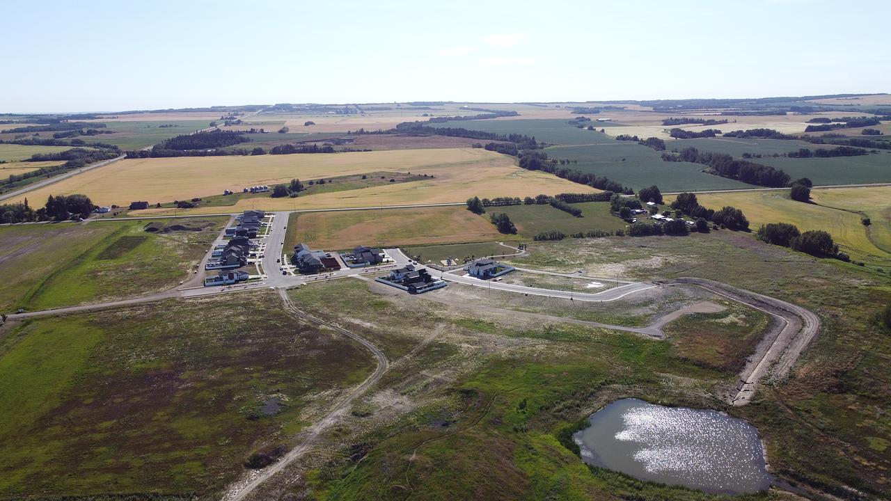 Graydon Close, Lacombe, AB