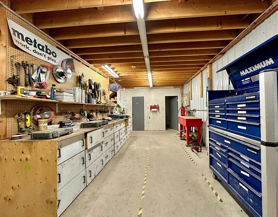 200 Caron Road, Headingley, MB