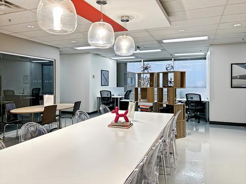 895 Don Mills Road, Toronto, ON