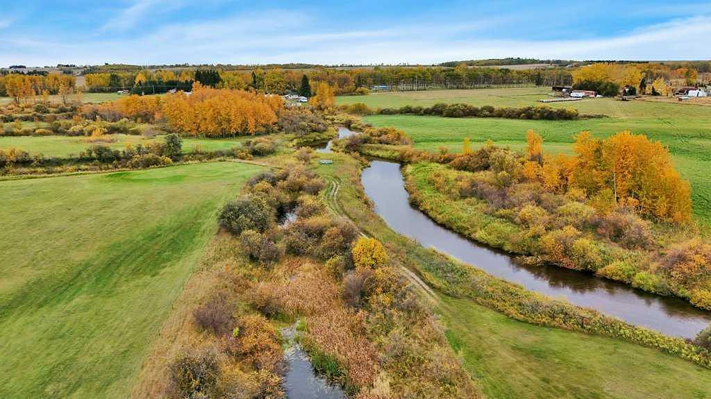 39212A - Highway 766, Red Deer County, AB