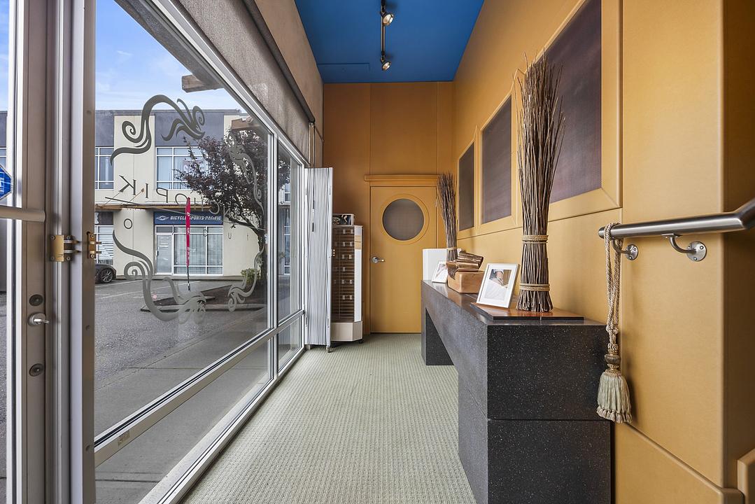 112 - 19289 Langley Bypass, Surrey, BC
