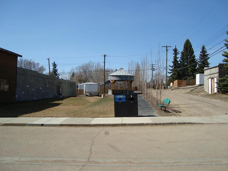 Main Street, Trochu, AB