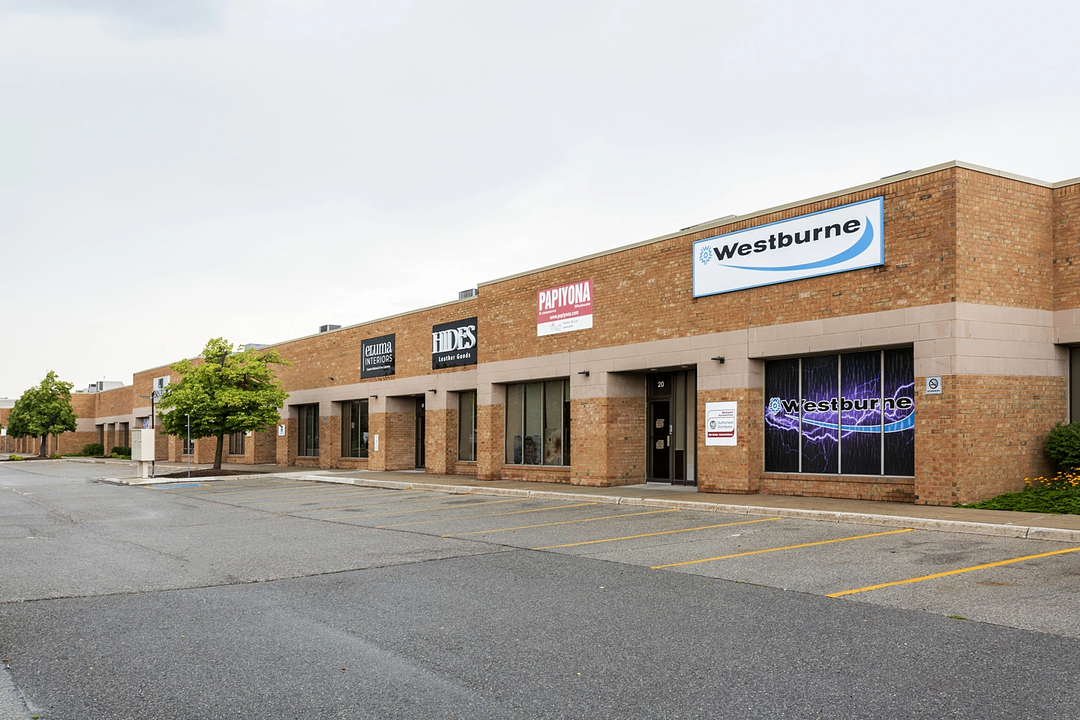 20 - 3495 Laird Road, Mississauga, ON