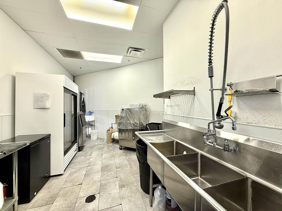 104 - 15127 56 Avenue, Surrey, BC