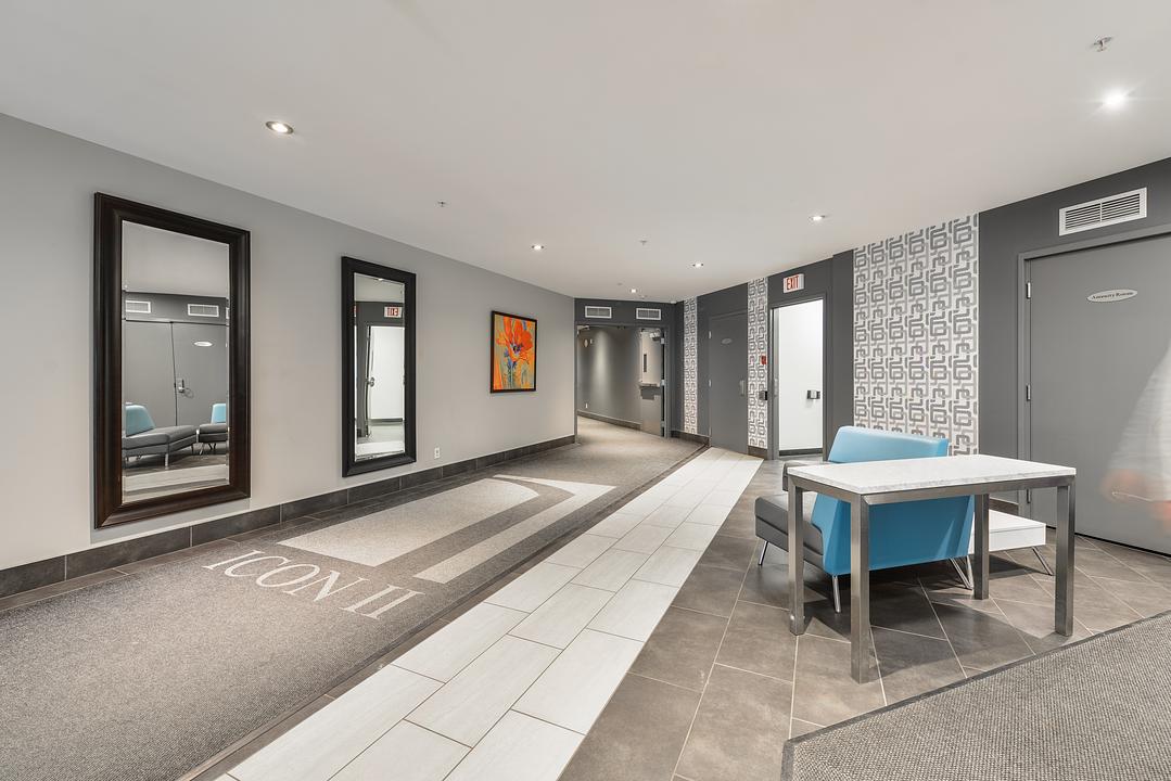 401 - 10154 104 Street Northwest, Edmonton, AB