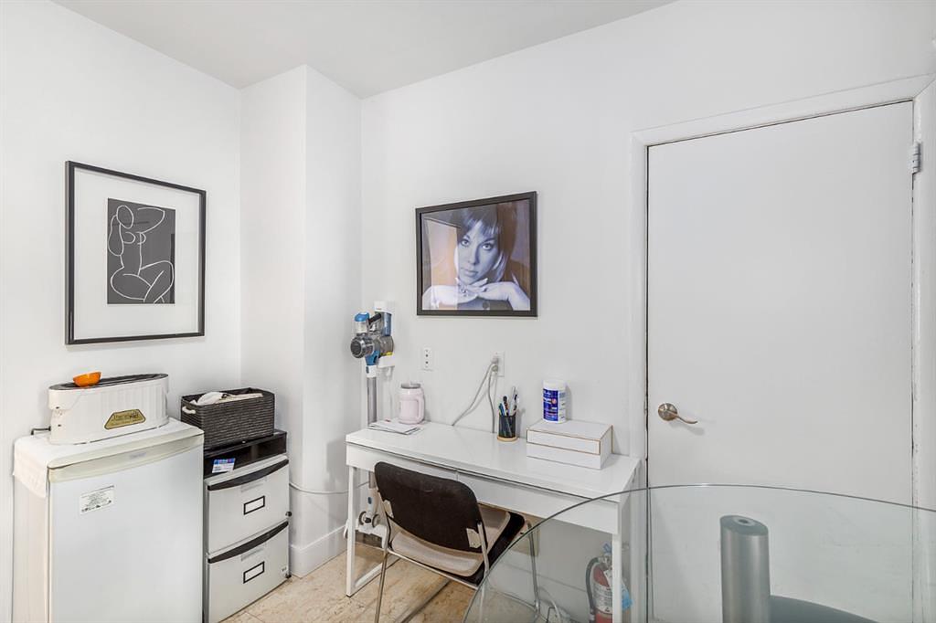 2032 34 Avenue Southwest, Calgary, AB