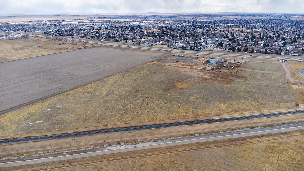 1125 43 Street South, Lethbridge, AB