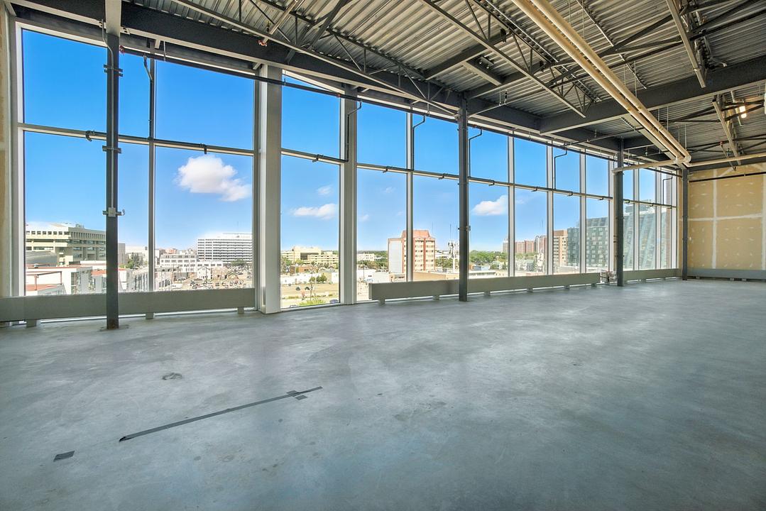 9666 Jasper Ave, Edmonton, AB