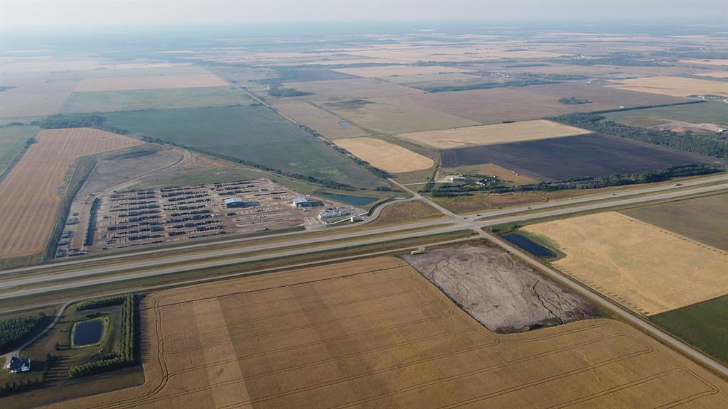 84 Alberta 43, Bezanson, AB