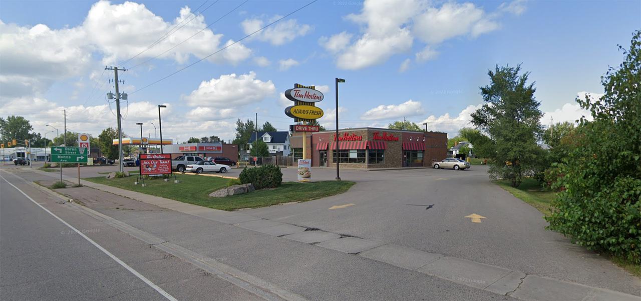 3381 Petawawa Boulevard, Petawawa, ON