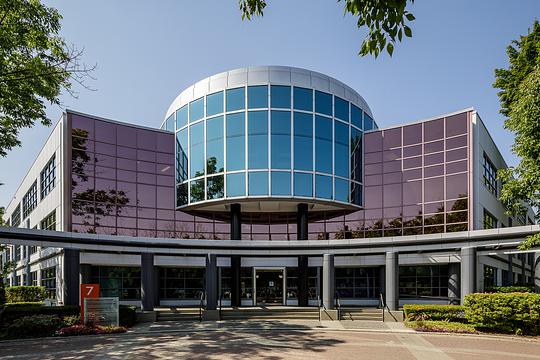 13775 Commerce Parkway, Richmond, BC