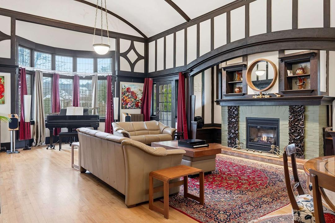 2130 Central Avenue, Victoria, BC