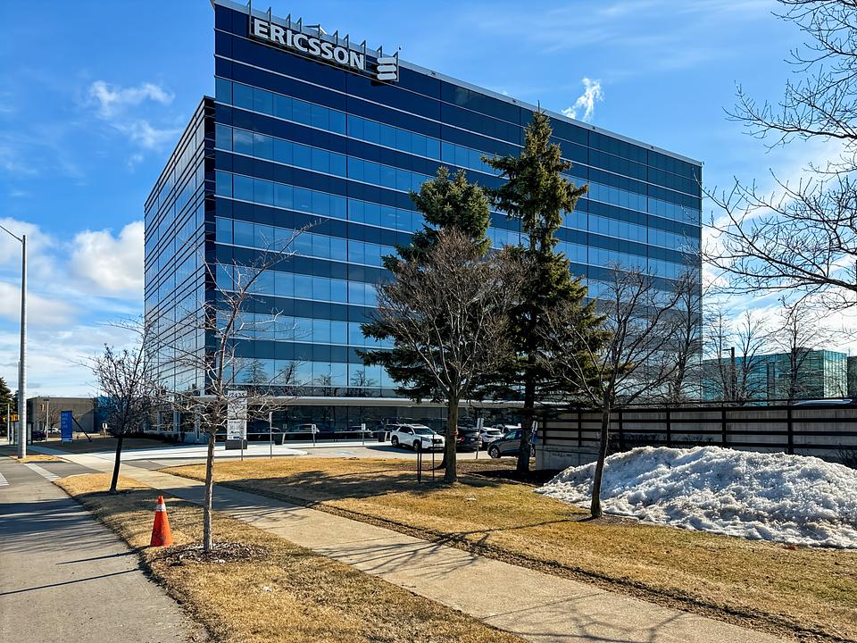 2425 Matheson Boulevard East, Mississauga, ON