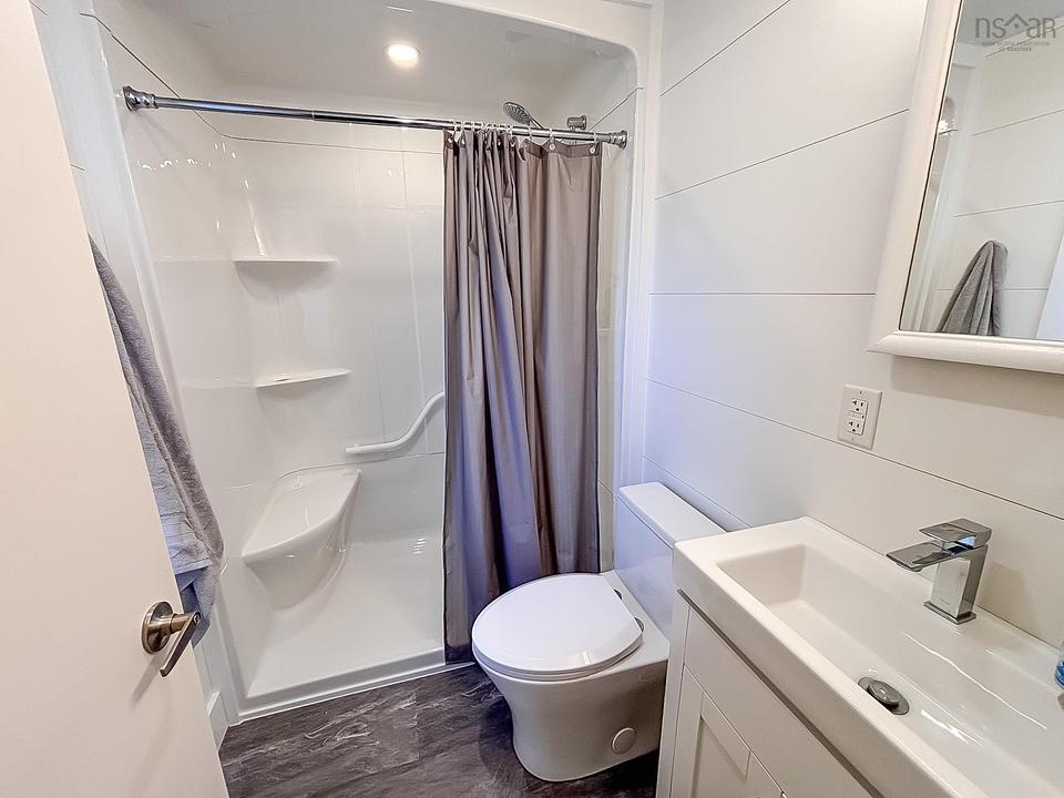 180 Dufferin Street, Bridgewater, NS