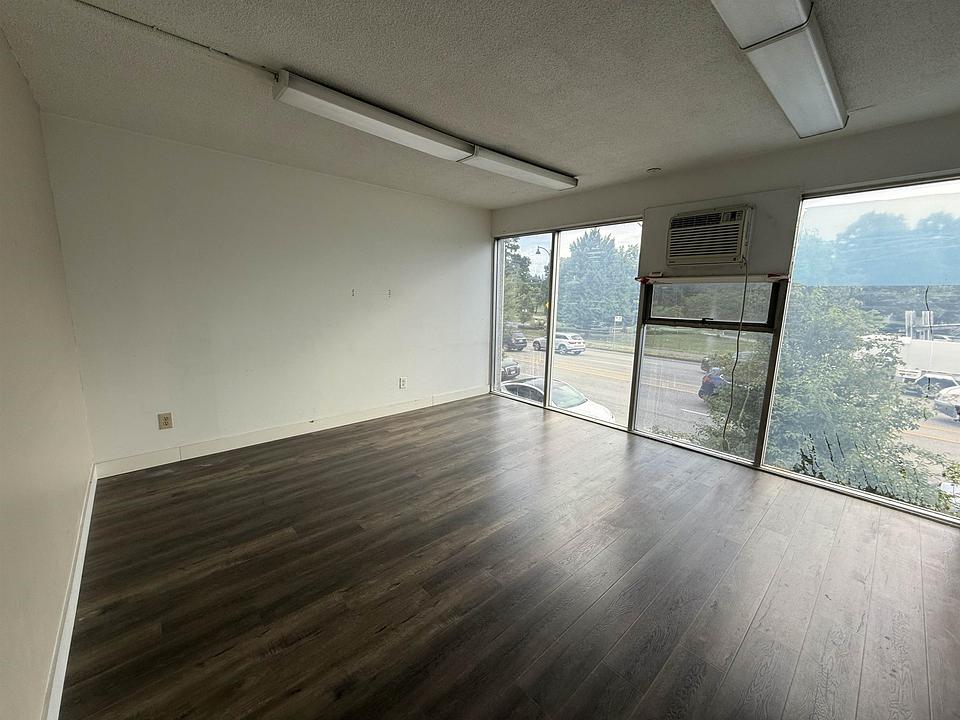 2645 Kingsway, Vancouver, BC