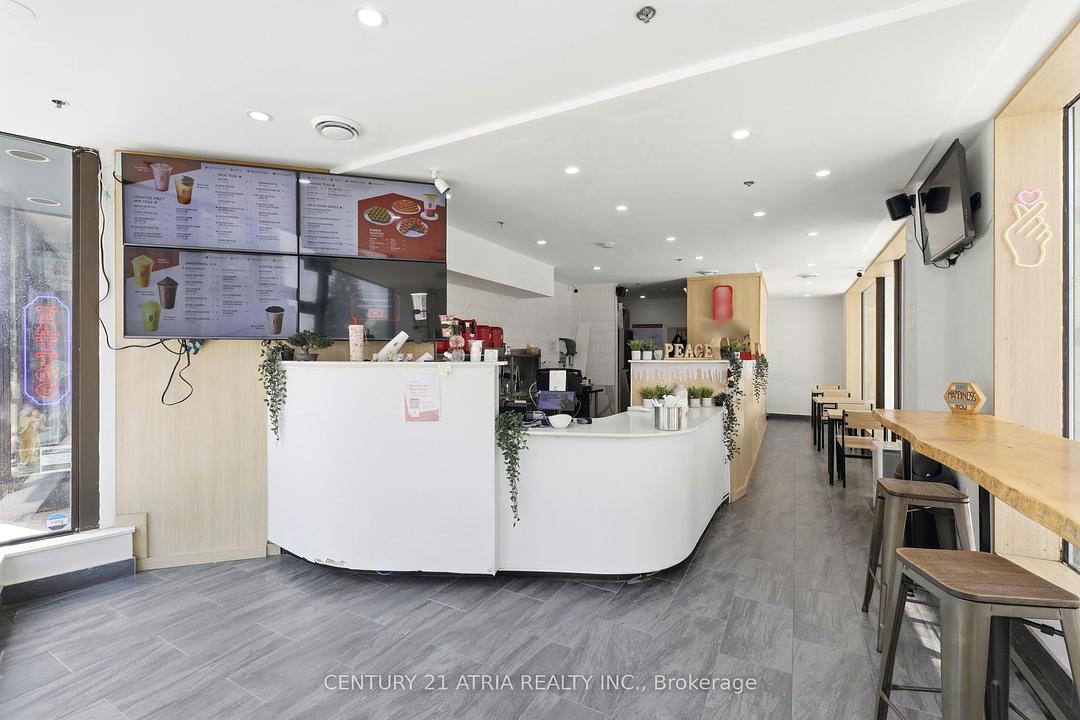 12 - 515 Richmond Street, London, ON