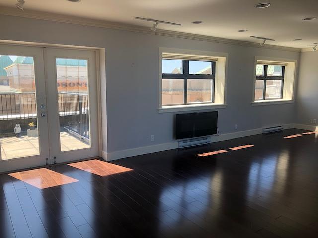 700 - 620 View St, Victoria, BC