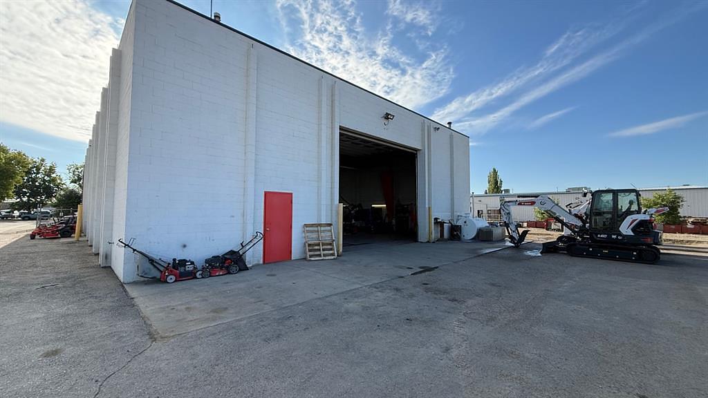 610 30 Street North, Lethbridge, AB