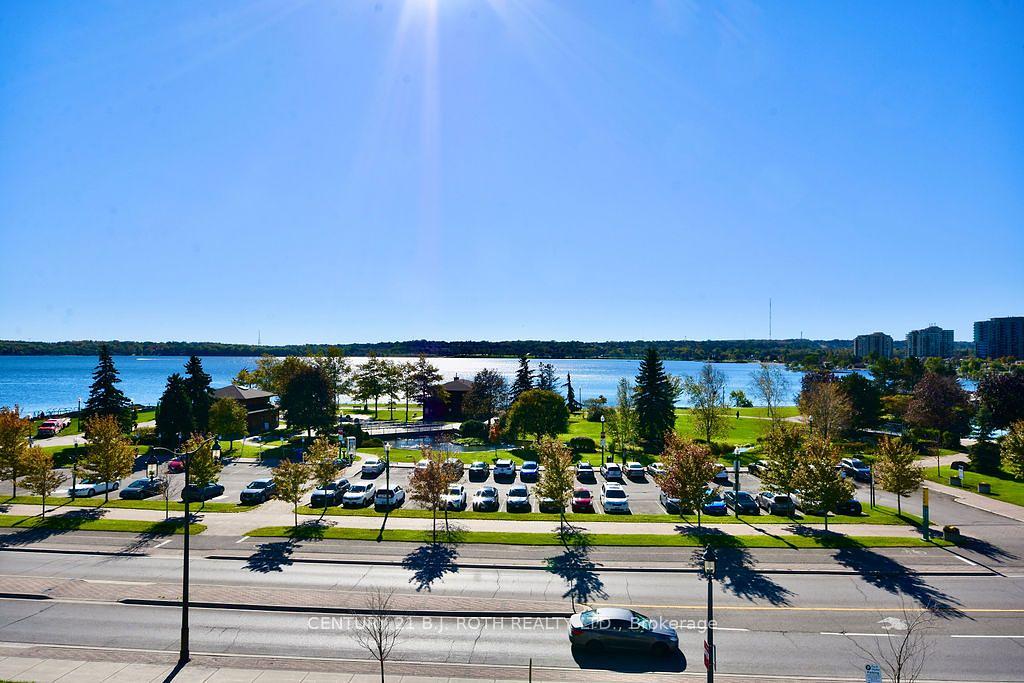 Level 4 - 119 Dunlop Street East, Barrie, ON