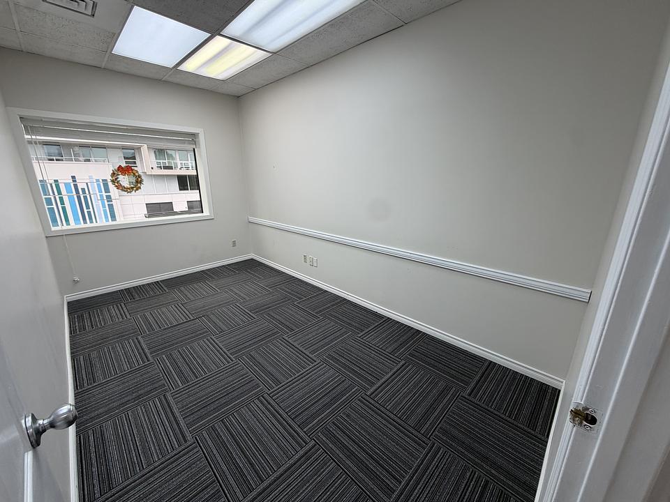 309 - 6411 Buswell St, Richmond, BC