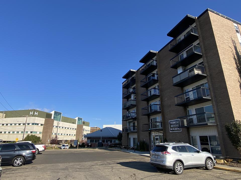 301 - 3939 50A Avenue, Red Deer, AB