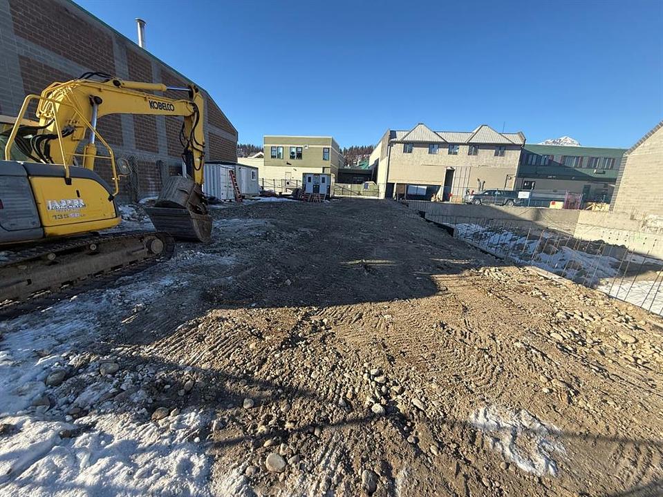 630 Connaught Drive, Jasper, AB