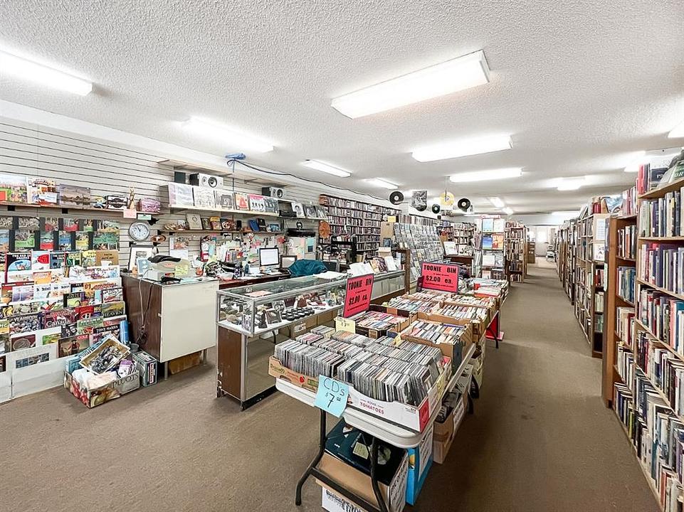 9934 100 Avenue, Grande Prairie, AB