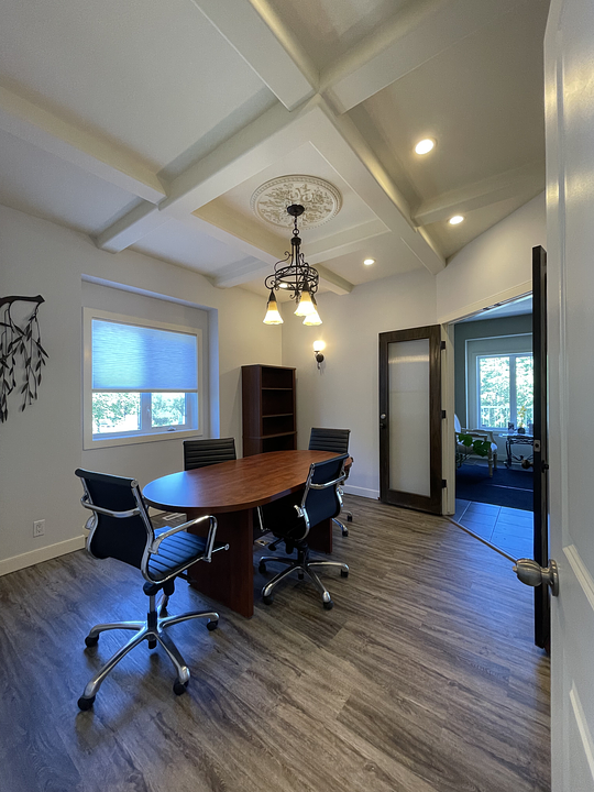 121B Elma Street, Okotoks, AB
