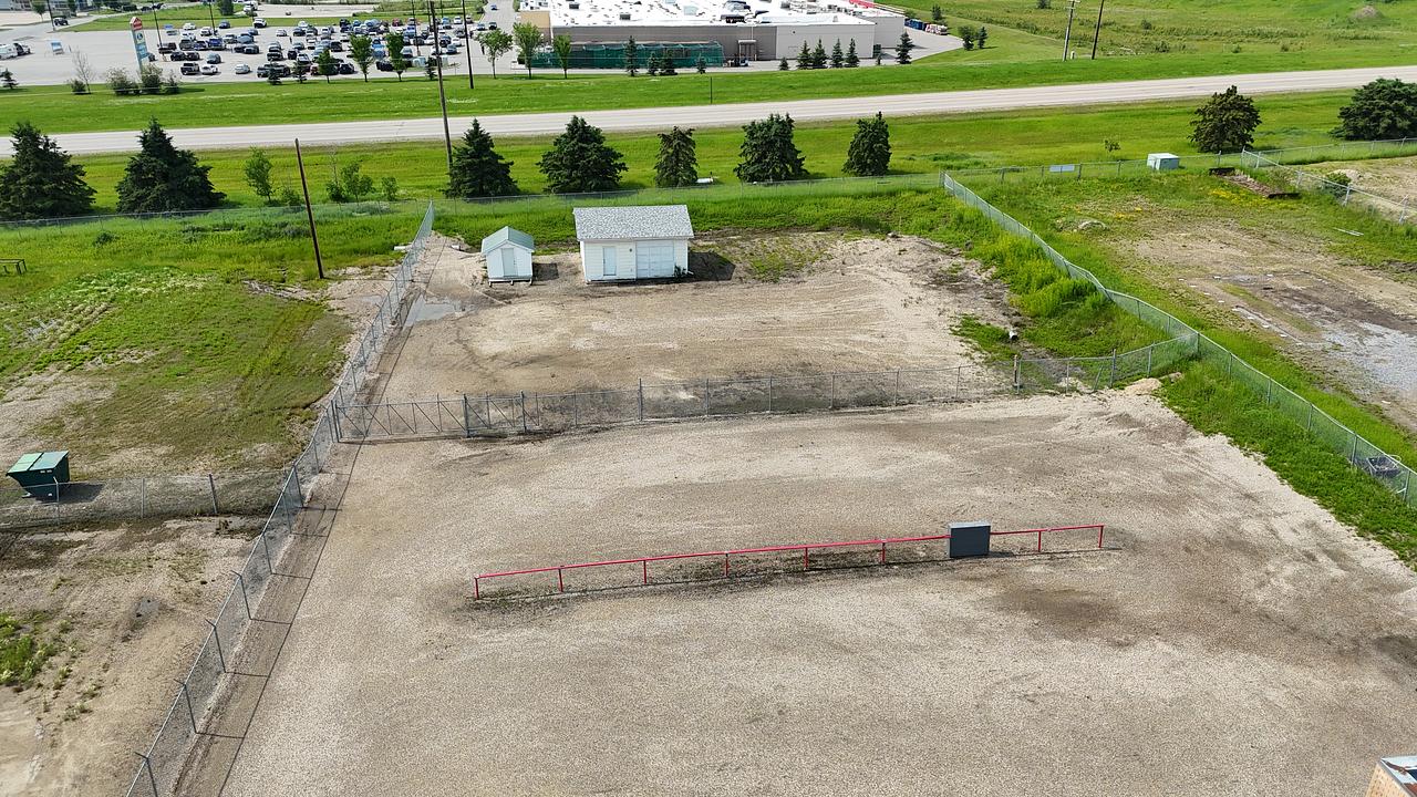 5516 Industrial Road, Rocky Rapids, AB