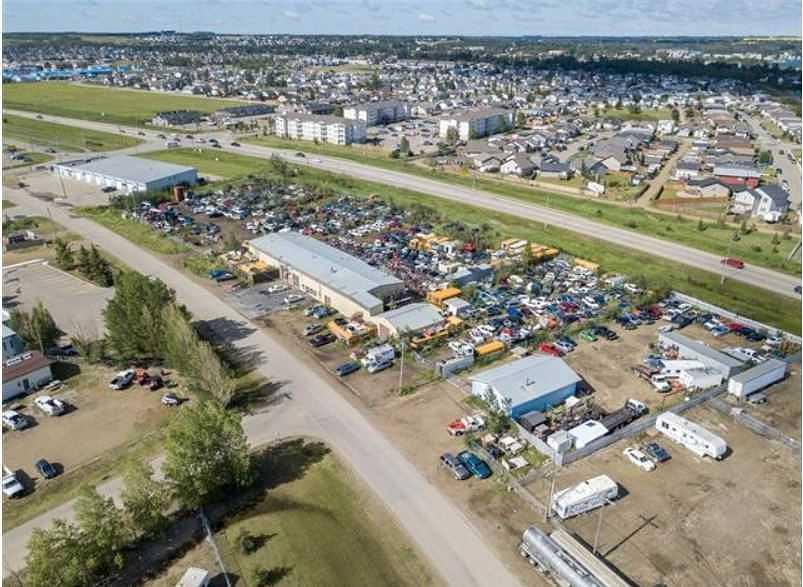 2 Industrial Drive, Sylvan Lake, AB