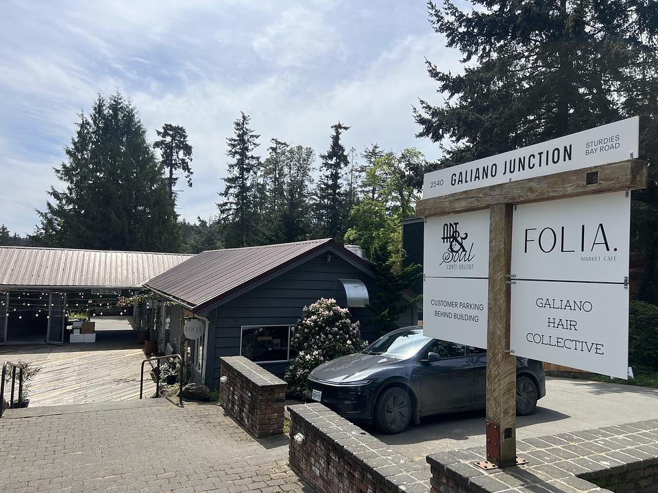 2540 Sturdies By Rd, Galiano Island, BC
