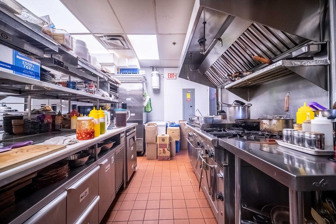 3 - 1010 Beach Avenue, Vancouver, BC