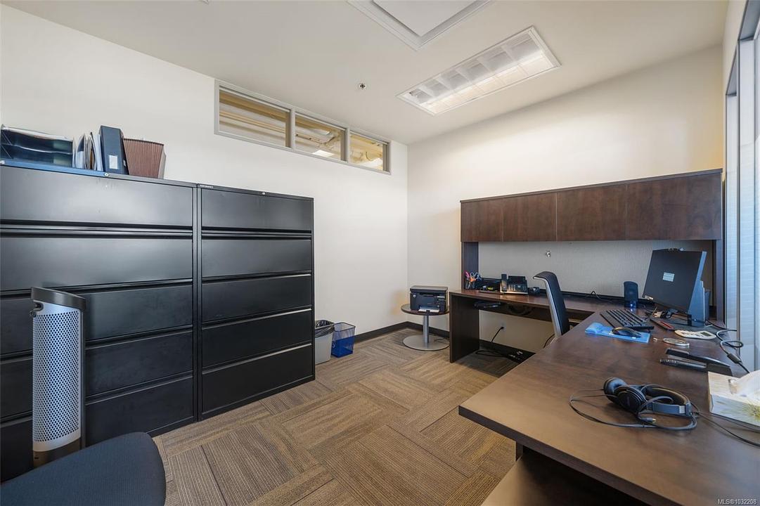 300-305 - 388 Harbour Road, Victoria, BC